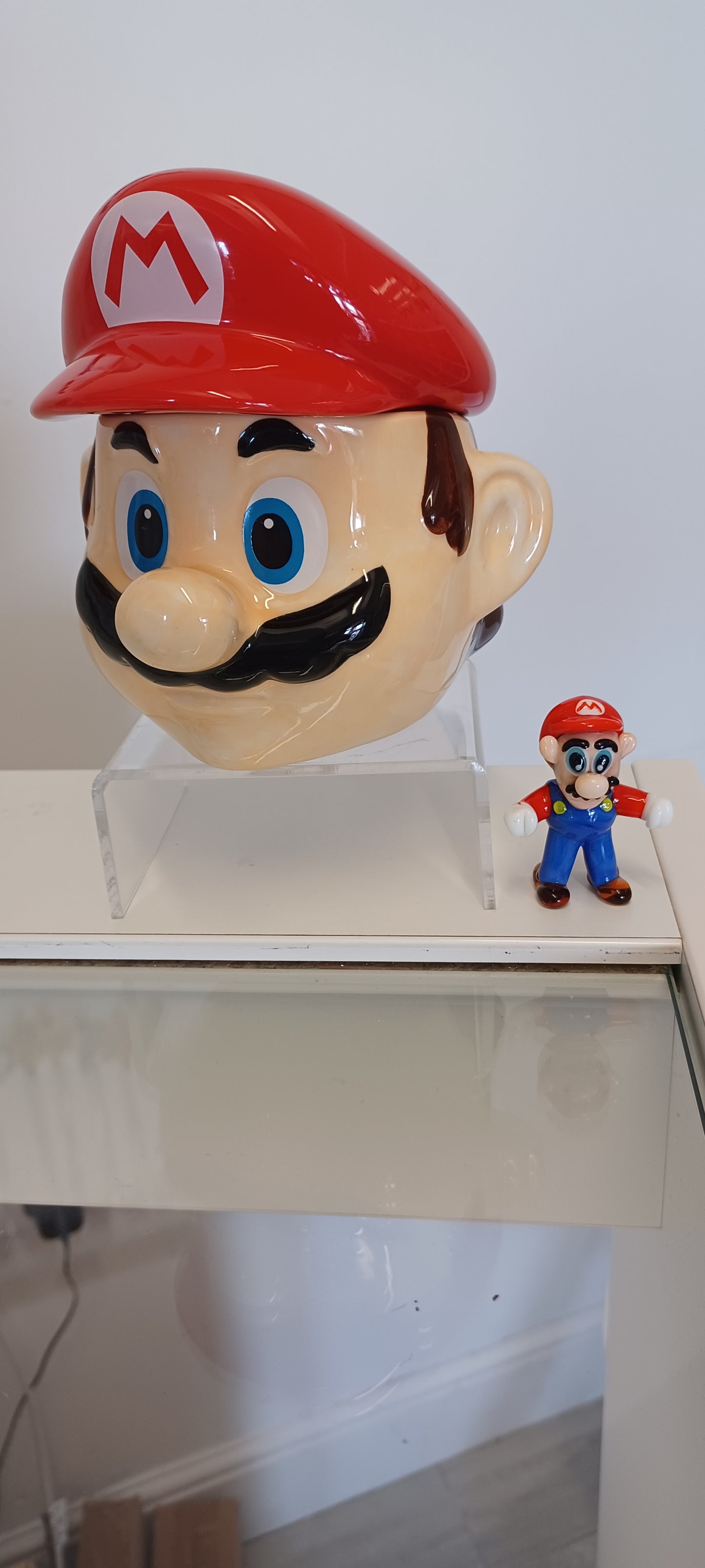 Glass Mario