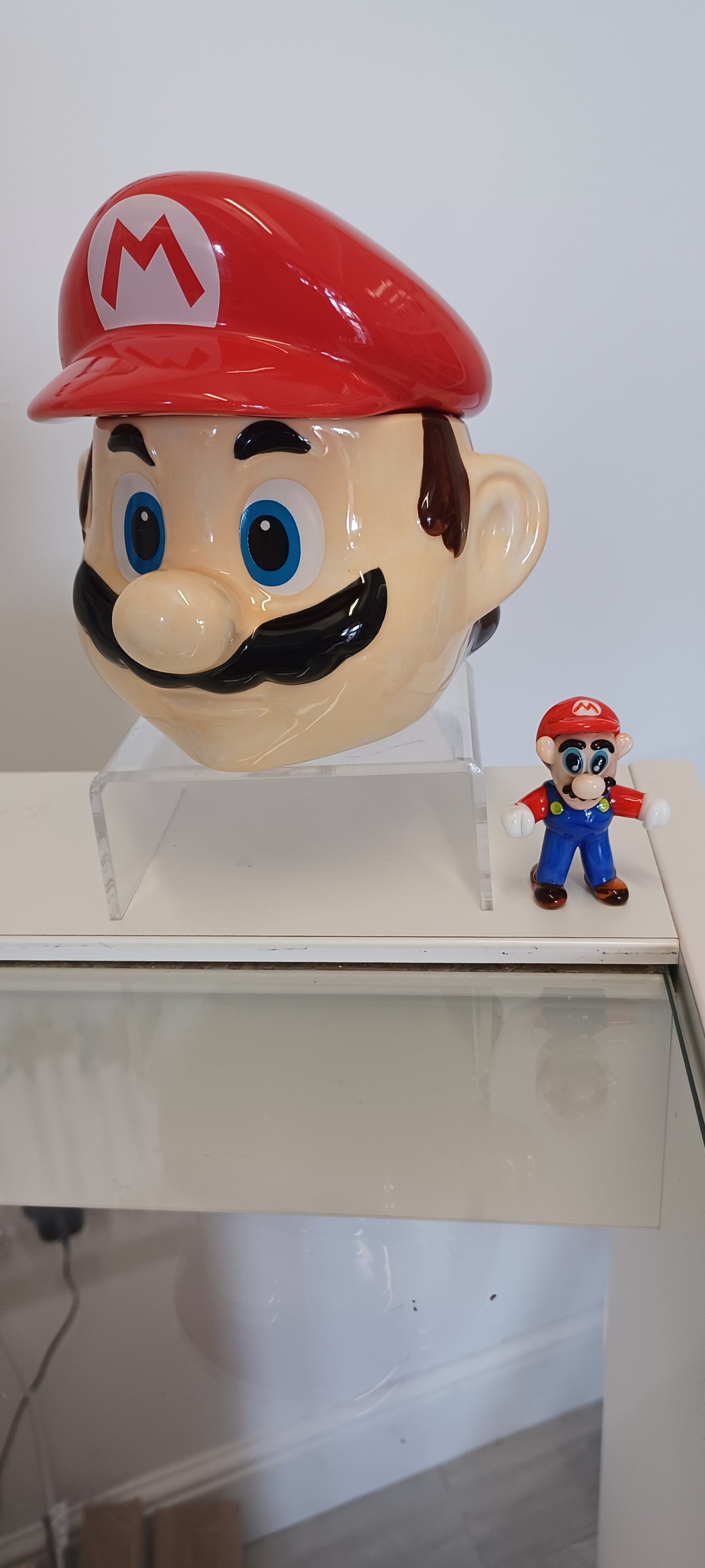Glass Mario